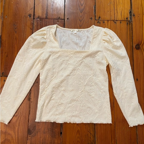 Cyrus Ladies Long Sleeve Pullover Blouse Size Medium Cream Textured Stretch - Picture 9 of 9